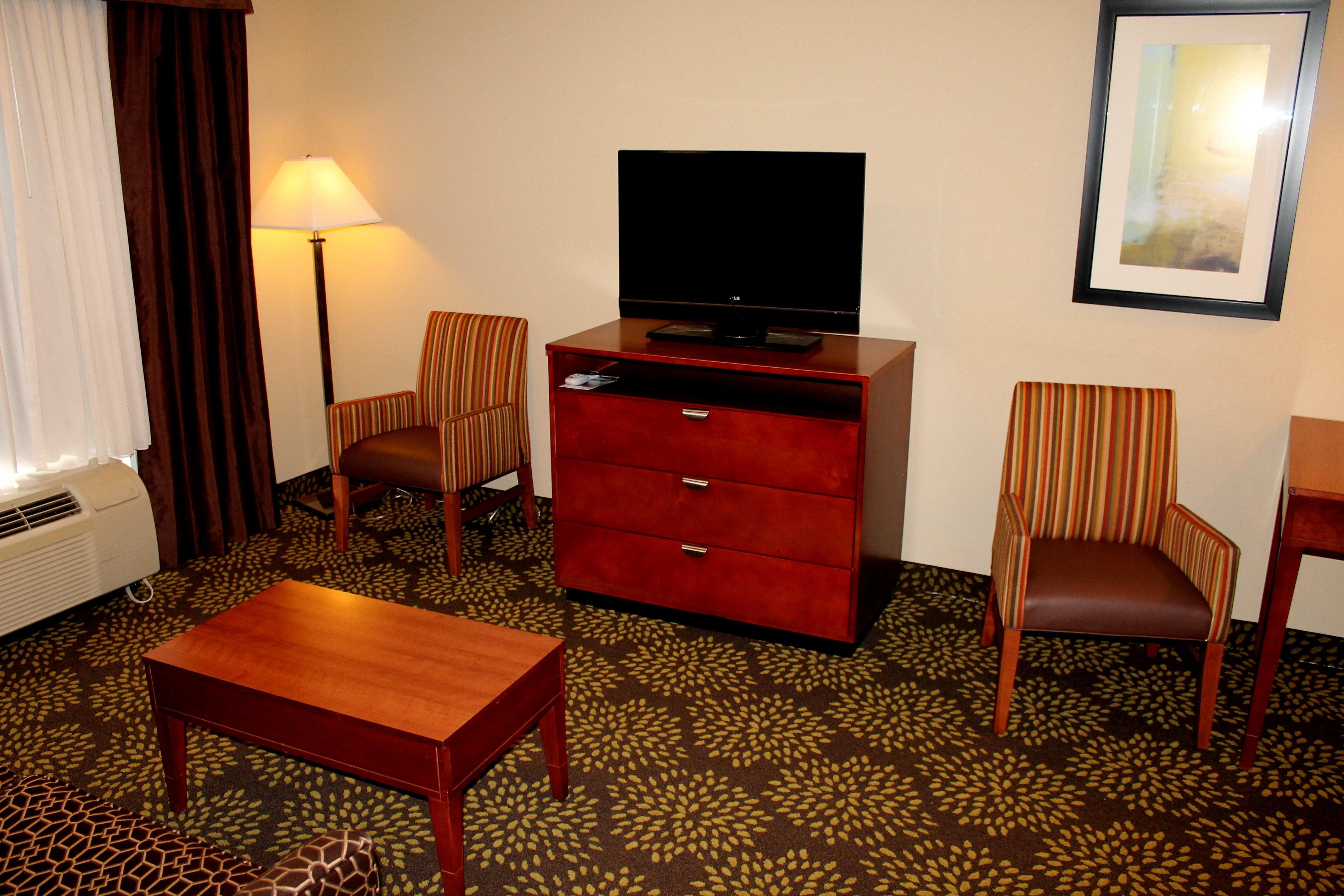 Holiday Inn Express Hotel & Suites Starkville, An Ihg Hotel Esterno foto