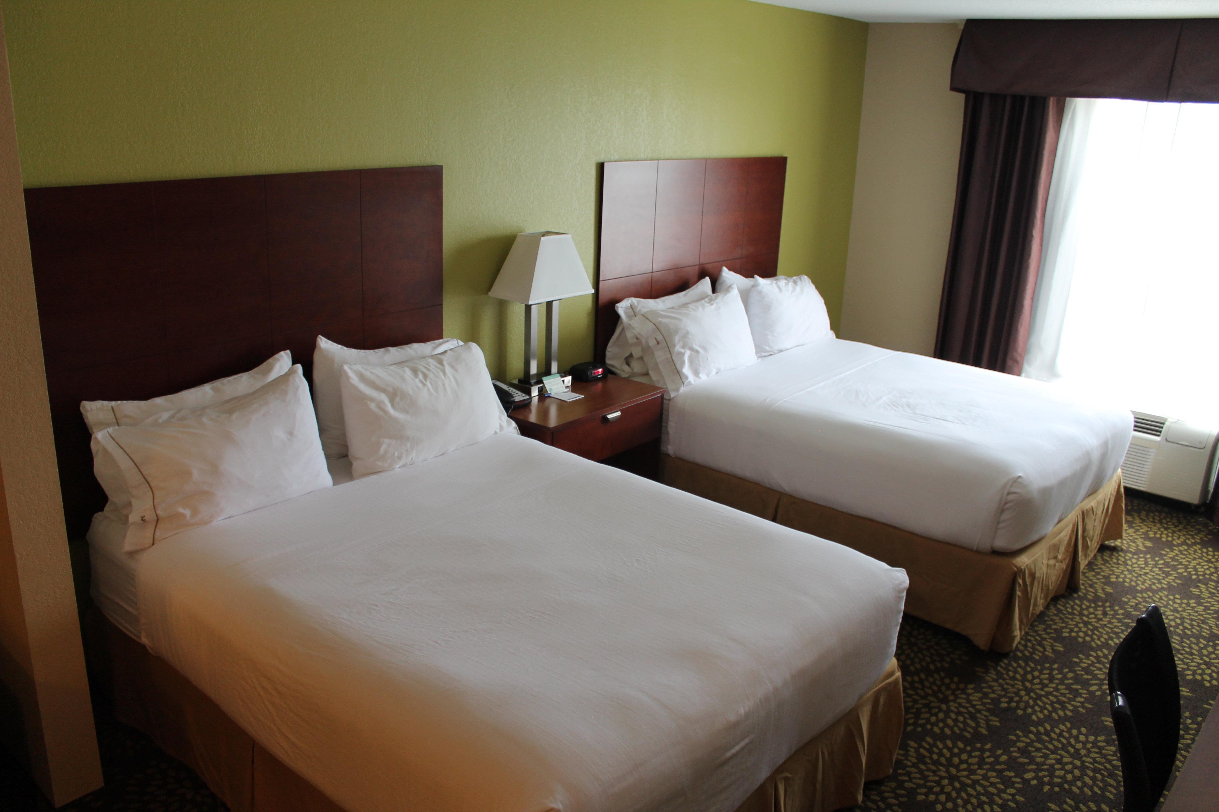 Holiday Inn Express Hotel & Suites Starkville, An Ihg Hotel Esterno foto