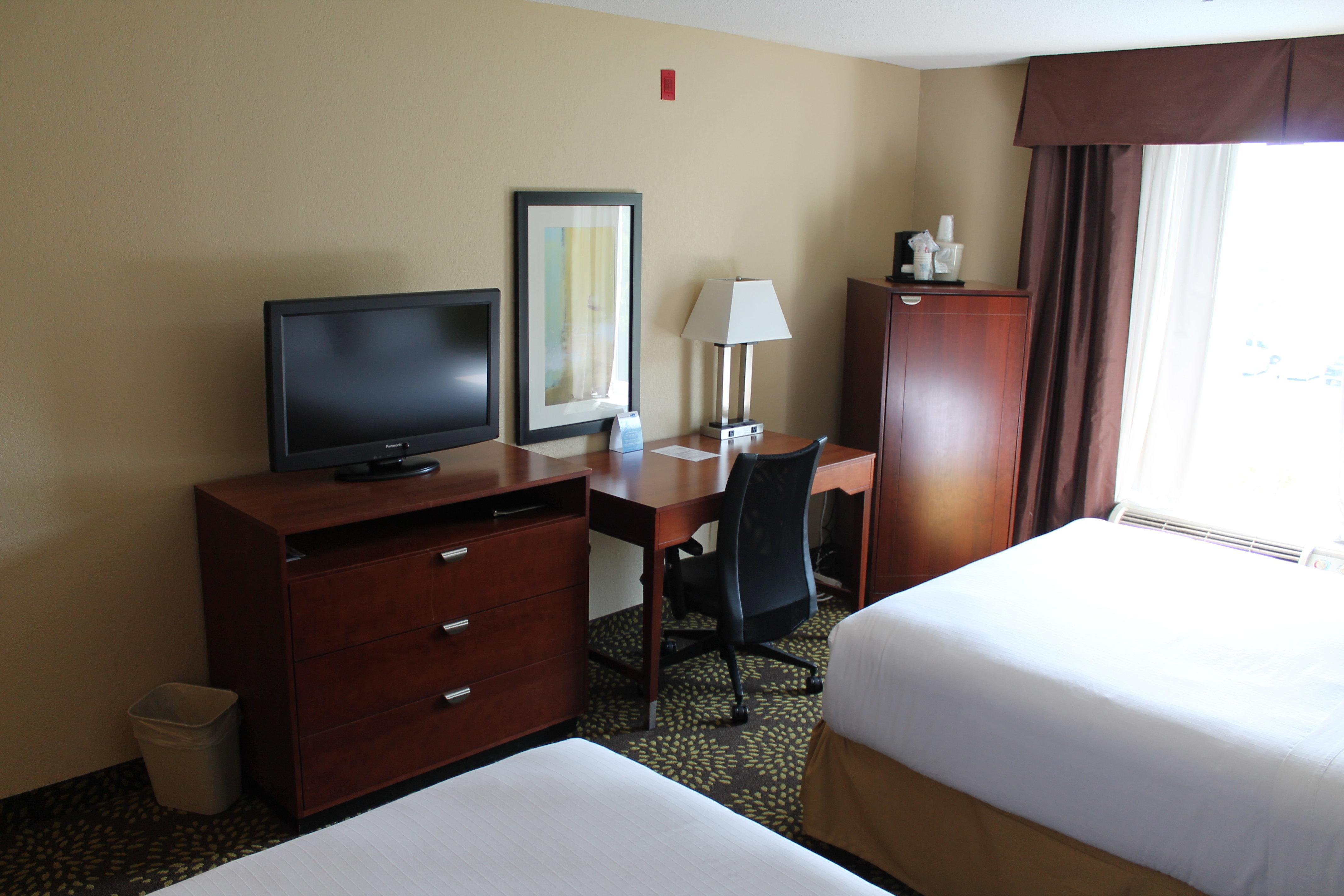 Holiday Inn Express Hotel & Suites Starkville, An Ihg Hotel Esterno foto