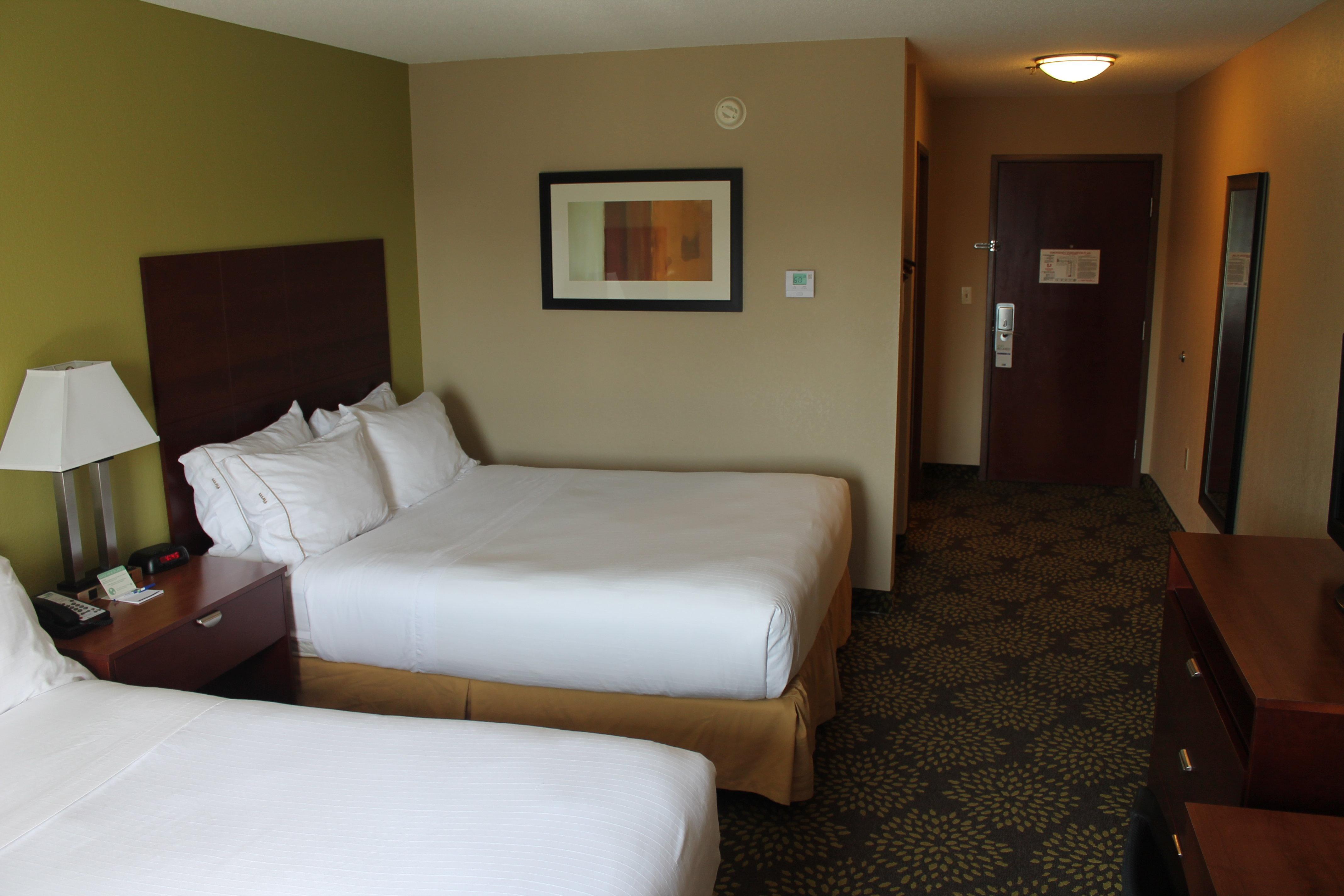 Holiday Inn Express Hotel & Suites Starkville, An Ihg Hotel Esterno foto